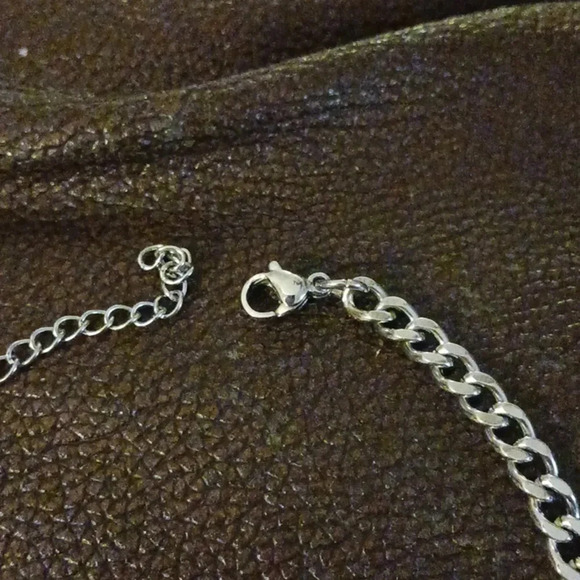 NIP Trendy Cuban Classic Stainless Steel 5mm Width Chain Bracelet - Picture 3 of 4